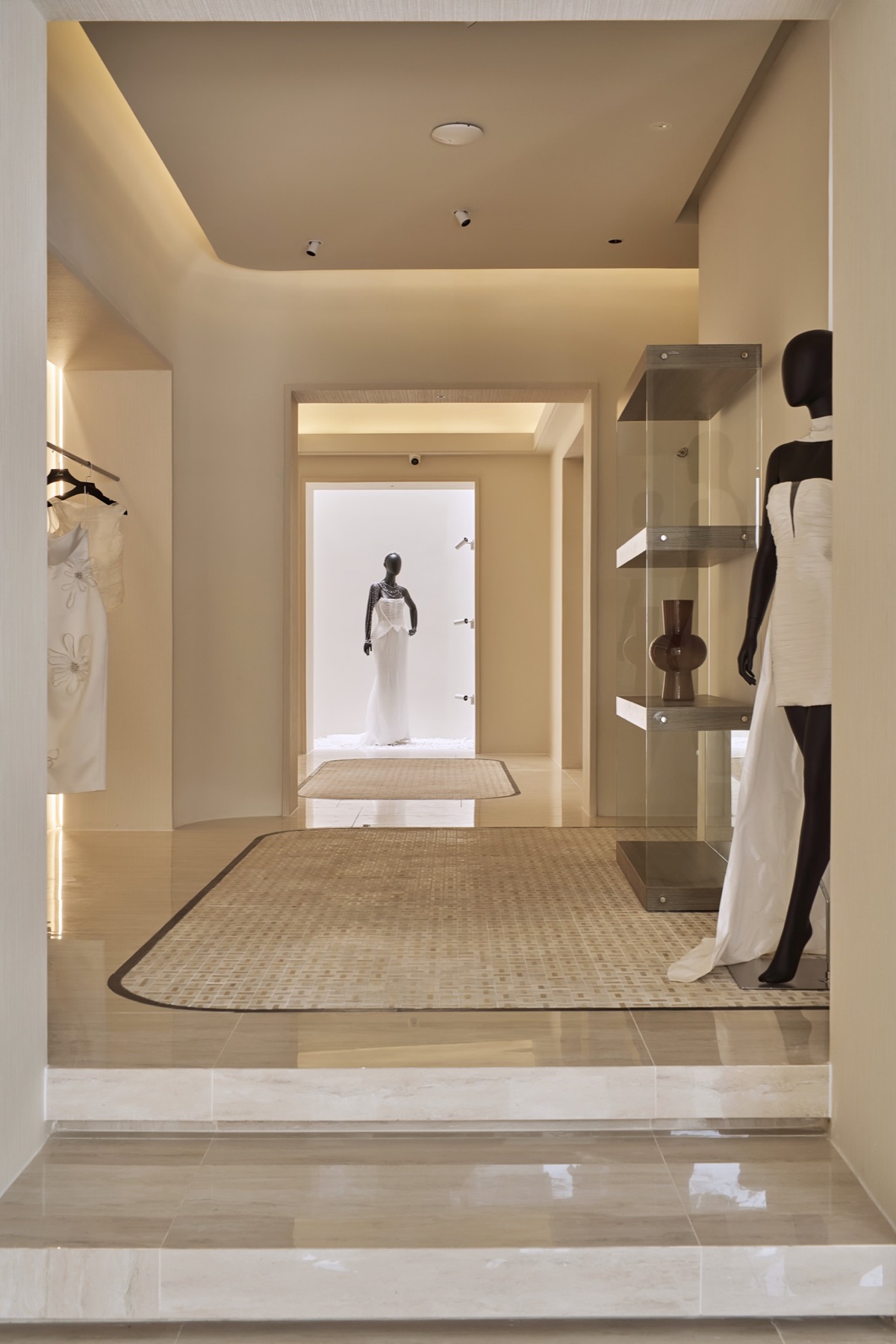 Lecia Flagship Store interior hallway