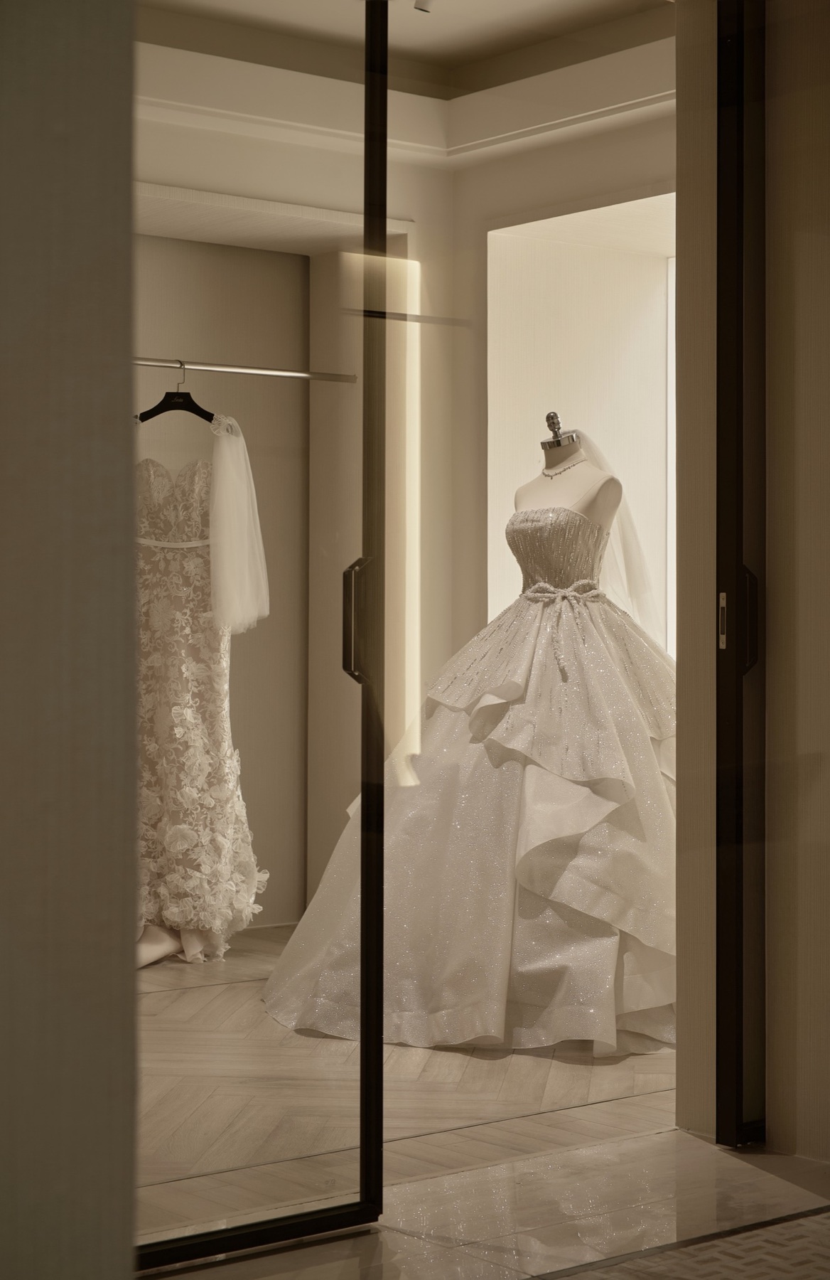 Lecia Flagship Store bridal display